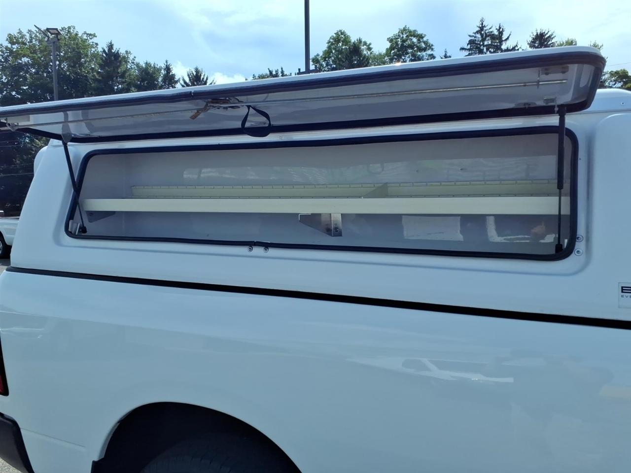 RAM 1500 Classic Tradesman 4x4 Reg Cab 8' Box 2019
