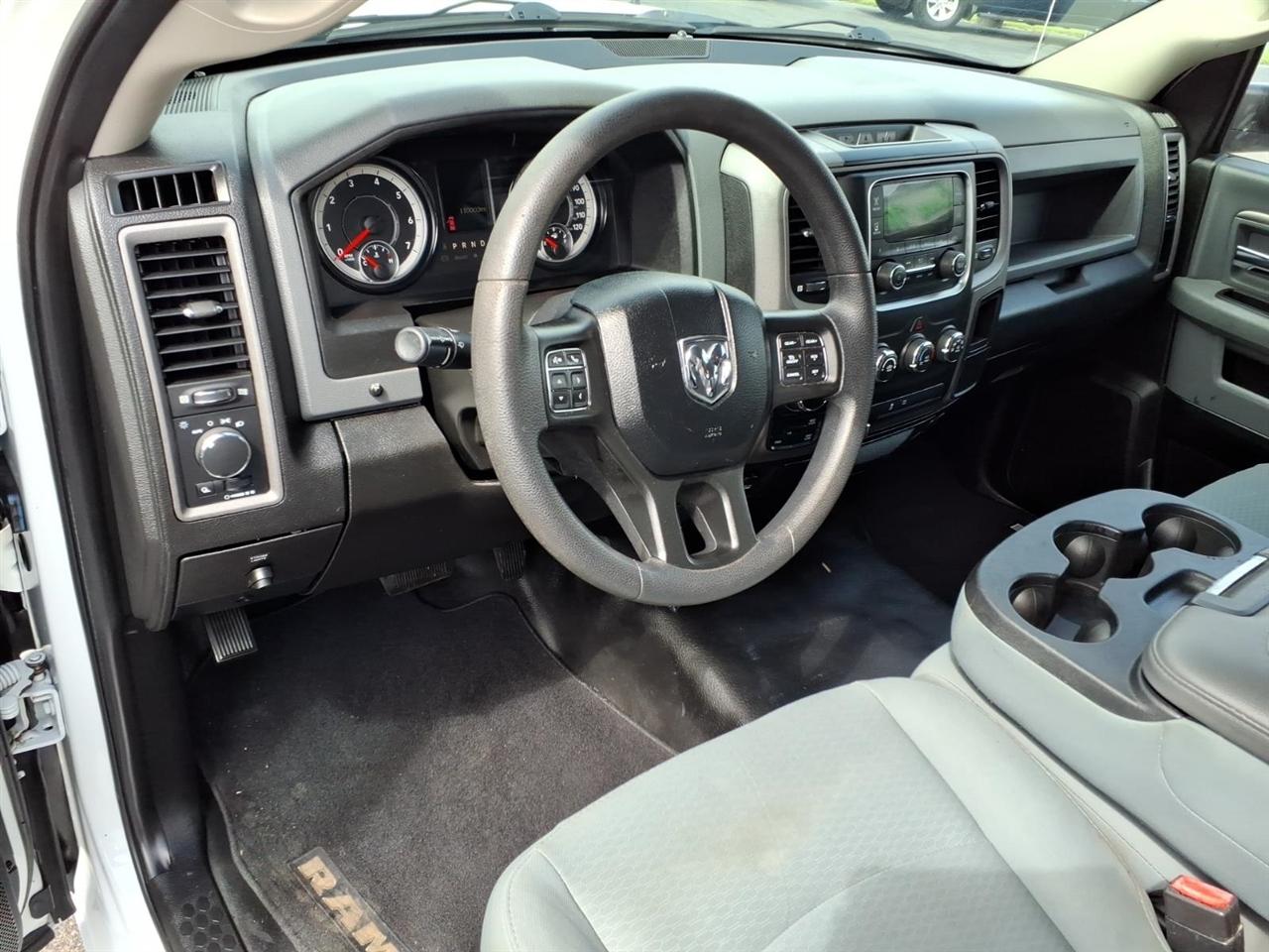 RAM 1500 Classic Tradesman 4x4 Reg Cab 8' Box 2019
