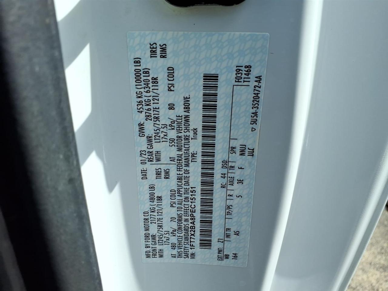 Ford Super Duty F-250 SRW XL 4WD SuperCab 8' Box 2023