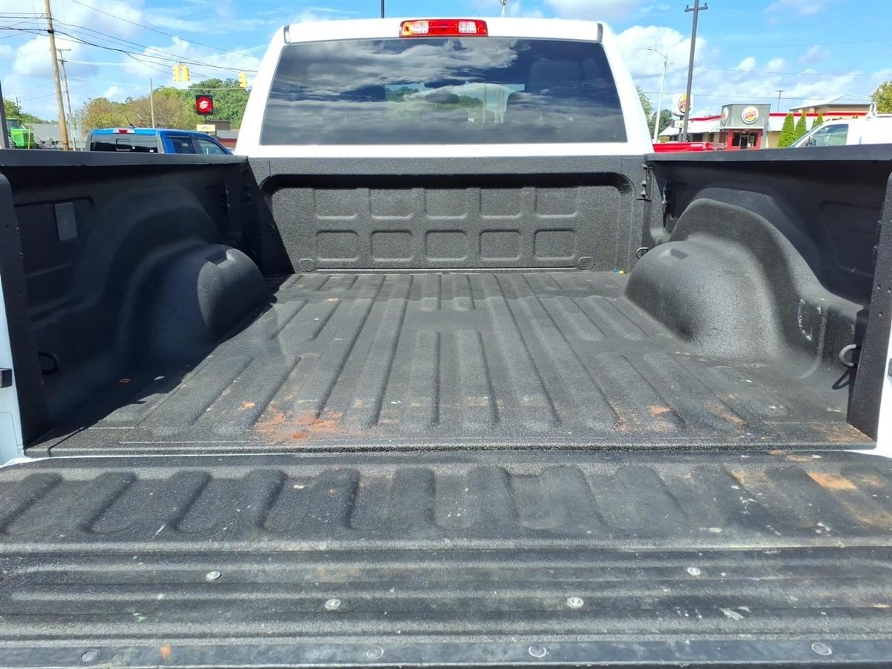 RAM 2500 Tradesman 4x4 Crew Cab 6'4" Box 2024