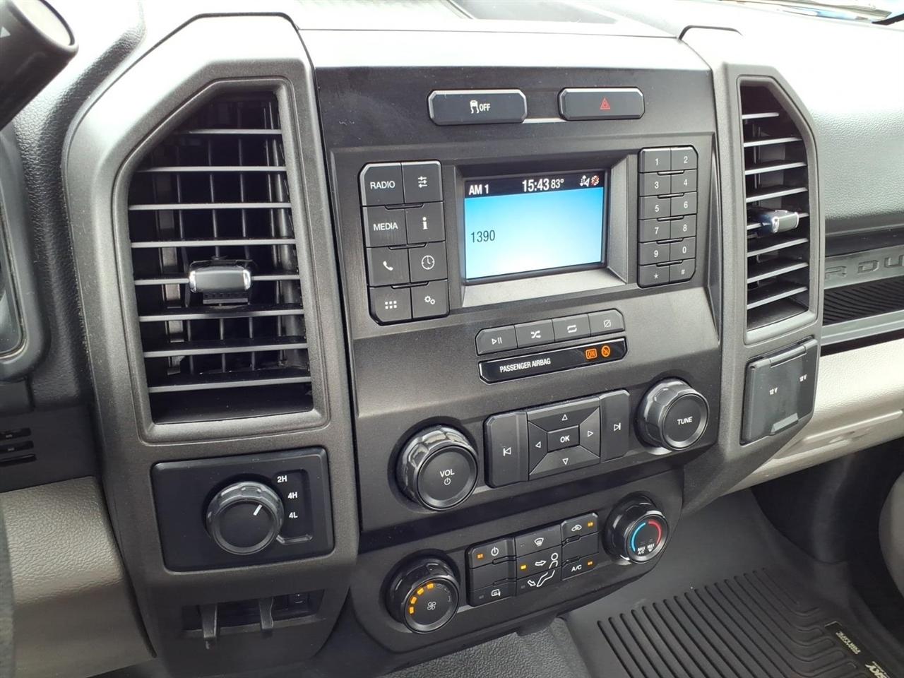 Ford Super Duty F-250 SRW Lariat 4WD SuperCab 8' Box 2022
