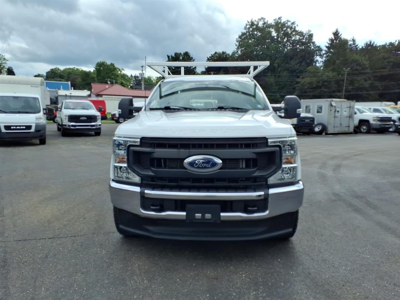 Ford Super Duty F-250 SRW XL 2WD SuperCab 8' Box 2022