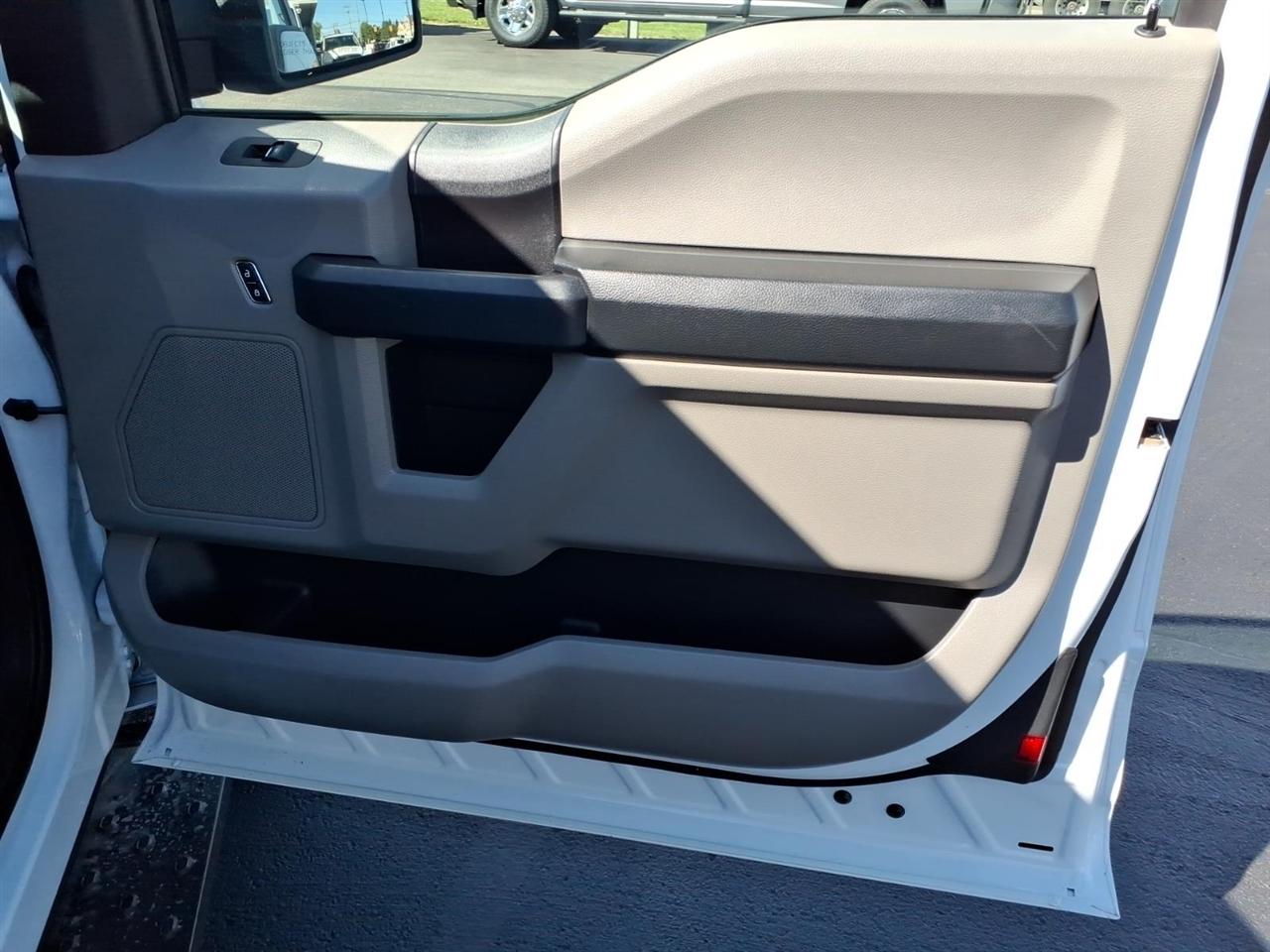 Ford F-150 Lariat 4WD SuperCab 8' Box 2020