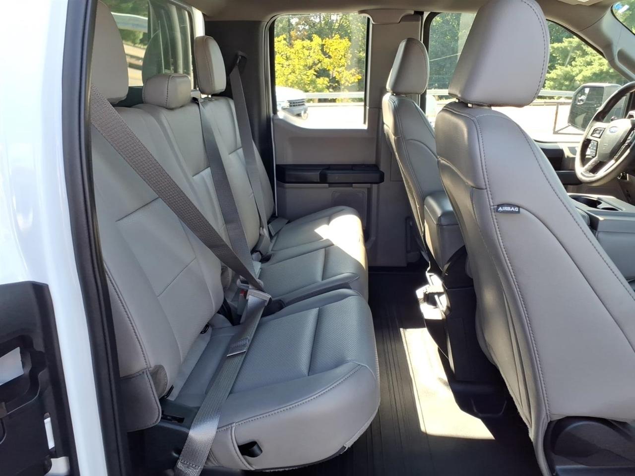 Ford F-150 Lariat 4WD SuperCab 8' Box 2020