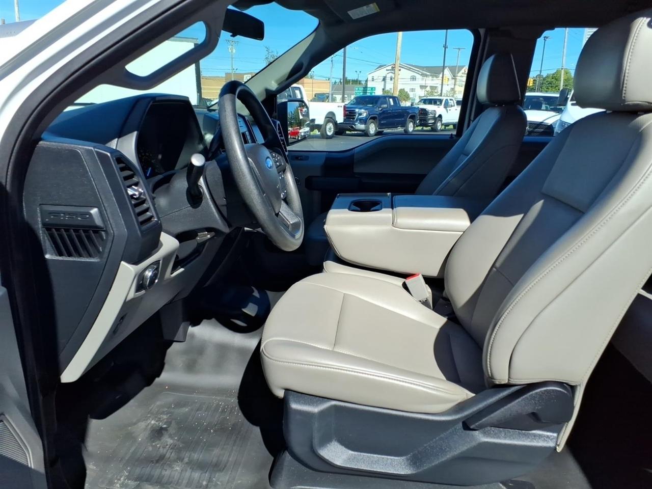 Ford F-150 Lariat 4WD SuperCab 8' Box 2020