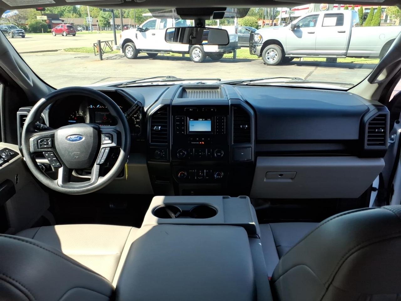 Ford F-150 XL 4WD Reg Cab 8' Box 2020