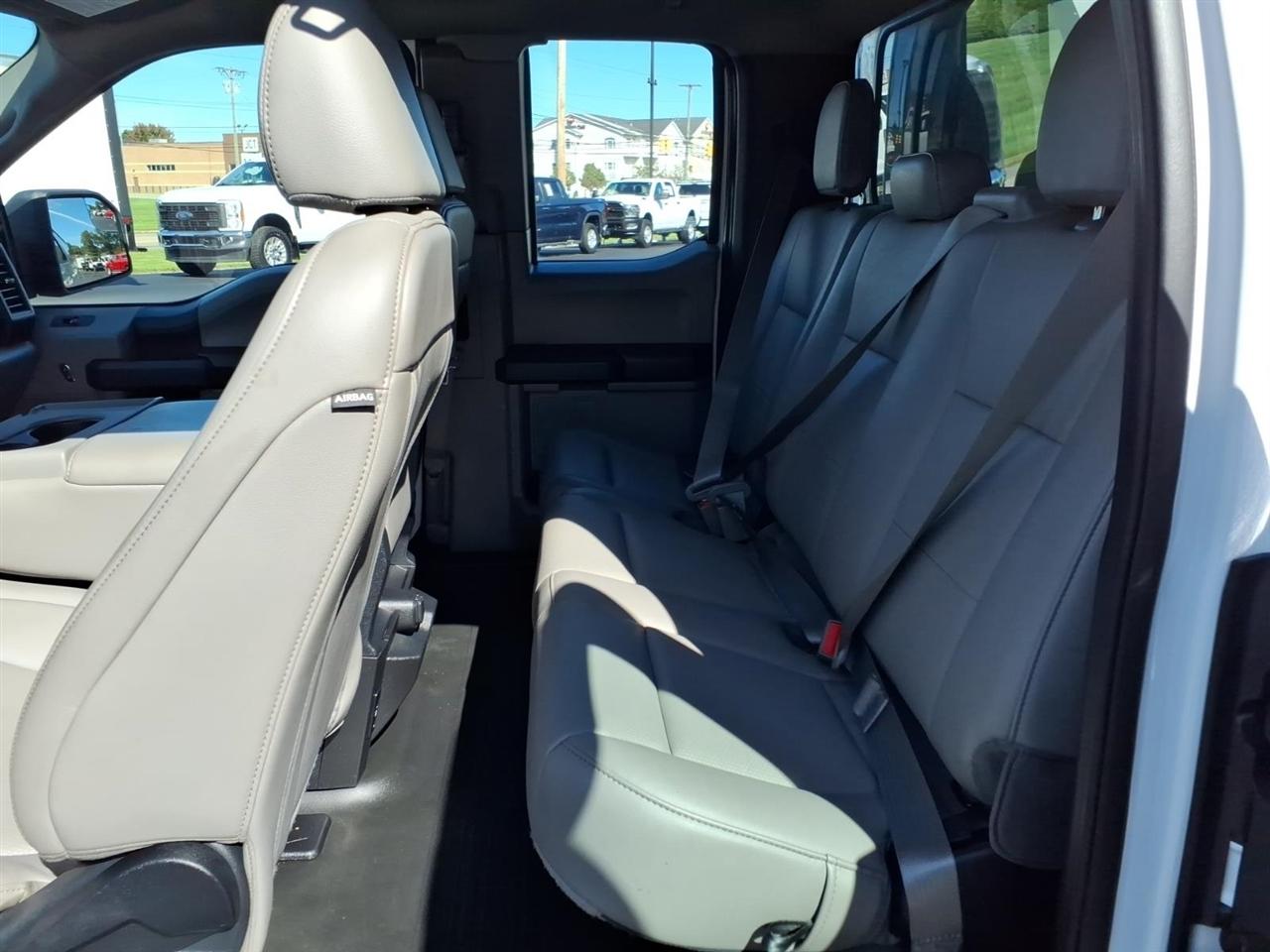 Ford F-150 XL 4WD Reg Cab 8' Box 2020