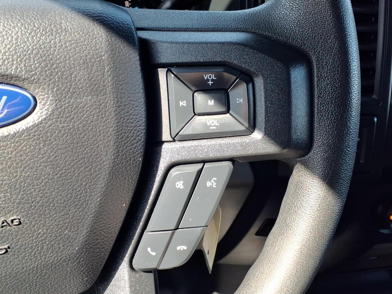 Ford F-150 XL 4WD Reg Cab 8' Box 2020