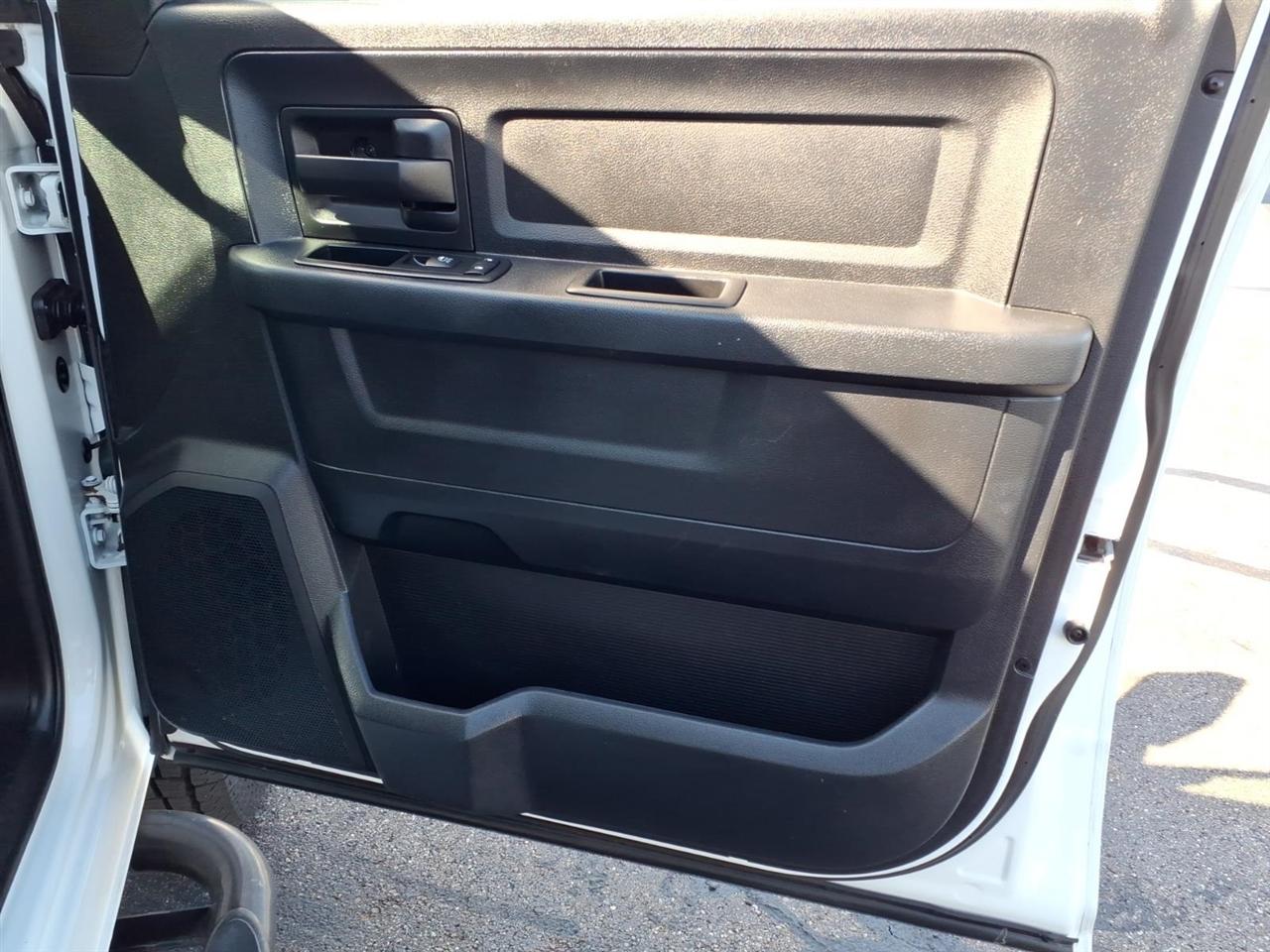 RAM 2500 4WD Crew Cab 169" Tradesman 2014
