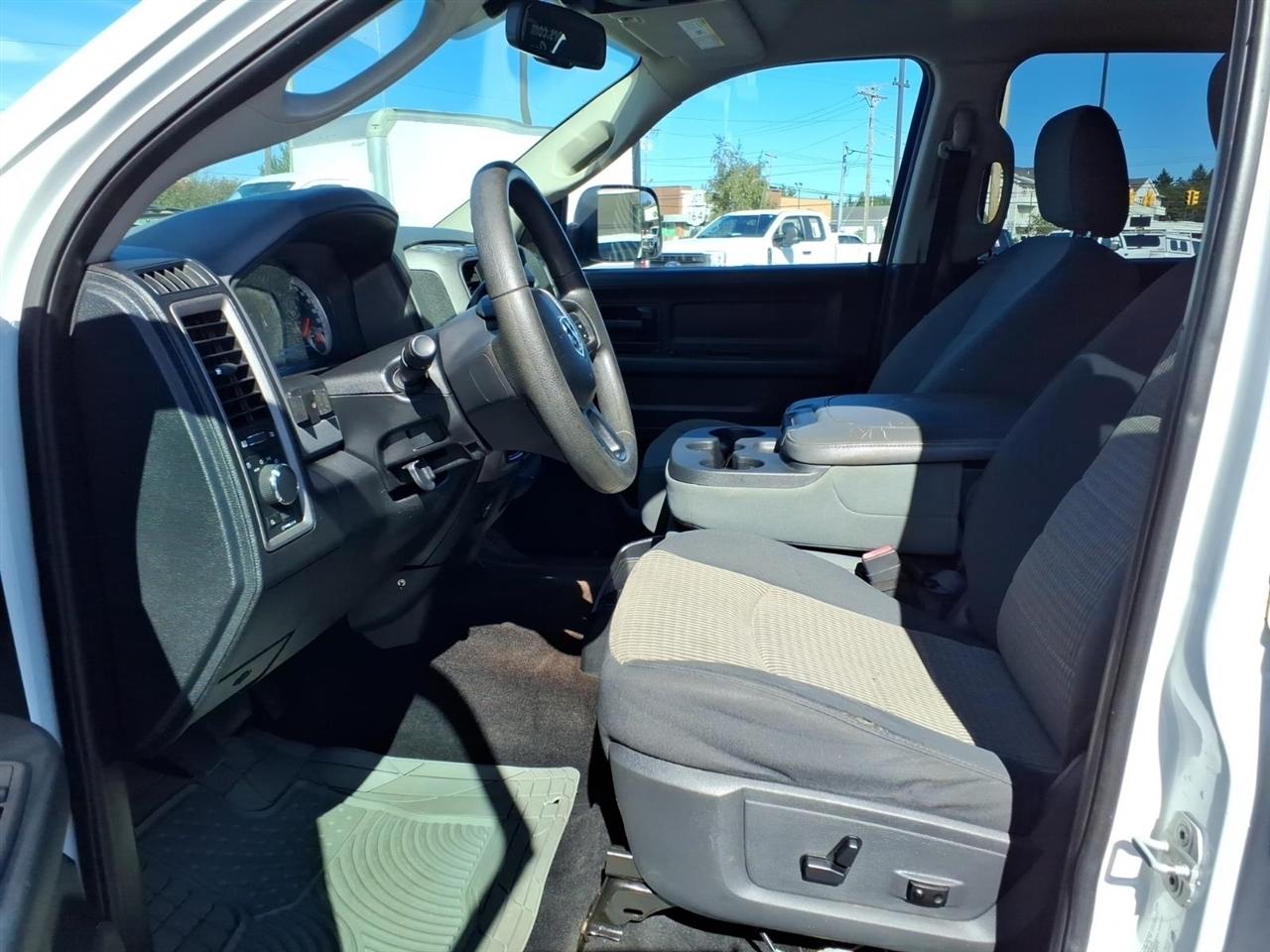 RAM 2500 4WD Crew Cab 169" Tradesman 2014