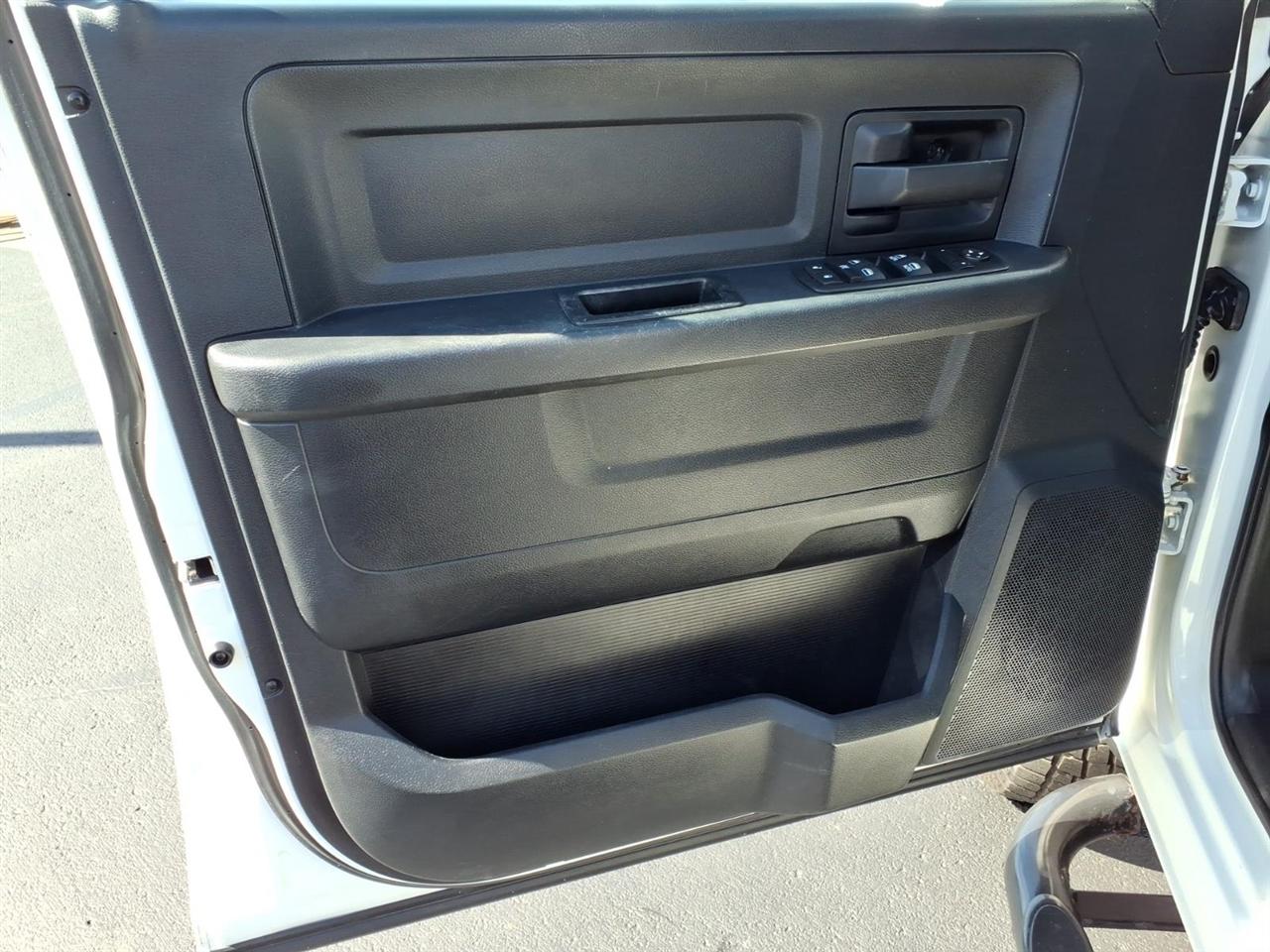RAM 2500 4WD Crew Cab 169" Tradesman 2014