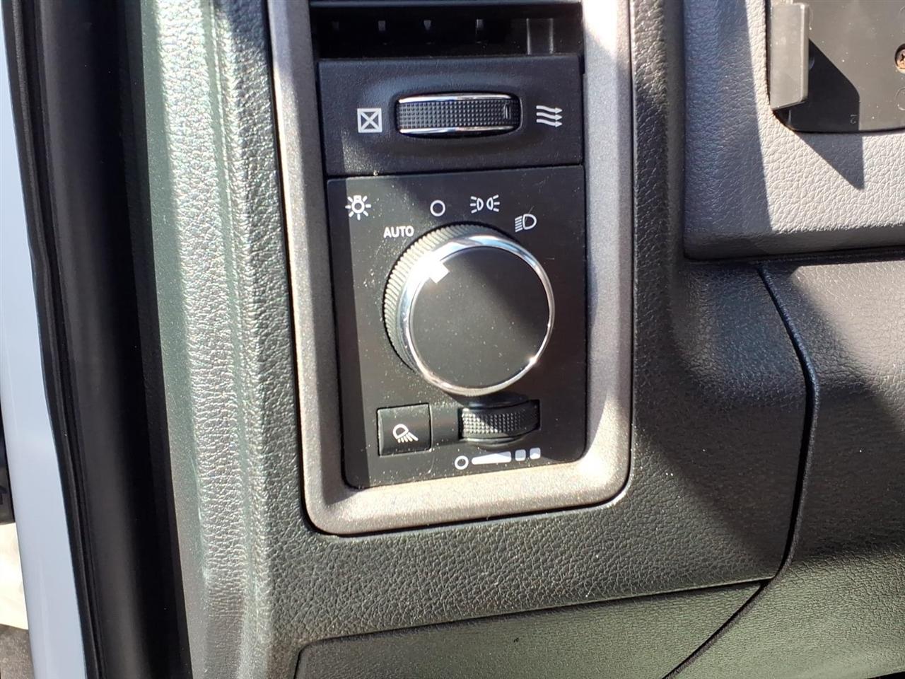 RAM 2500 4WD Crew Cab 169" Tradesman 2014