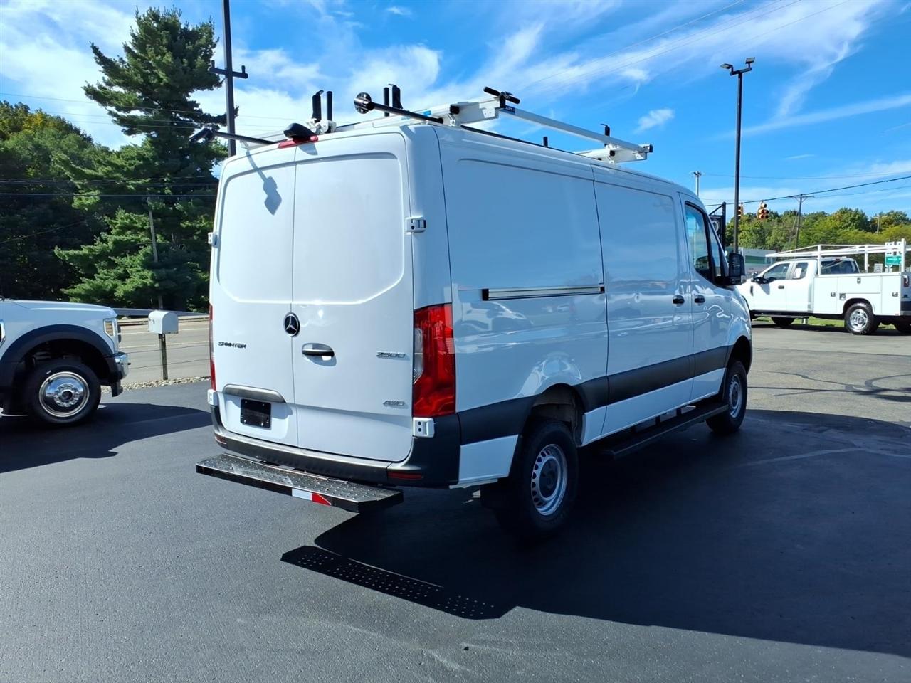 Mercedes-Benz Sprinter Cargo Van 2500 Standard Roof I4 Diesel HO 144" AWD 2025