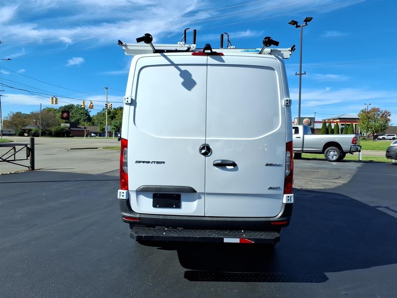 Mercedes-Benz Sprinter Cargo Van 2500 Standard Roof I4 Diesel HO 144" AWD 2025