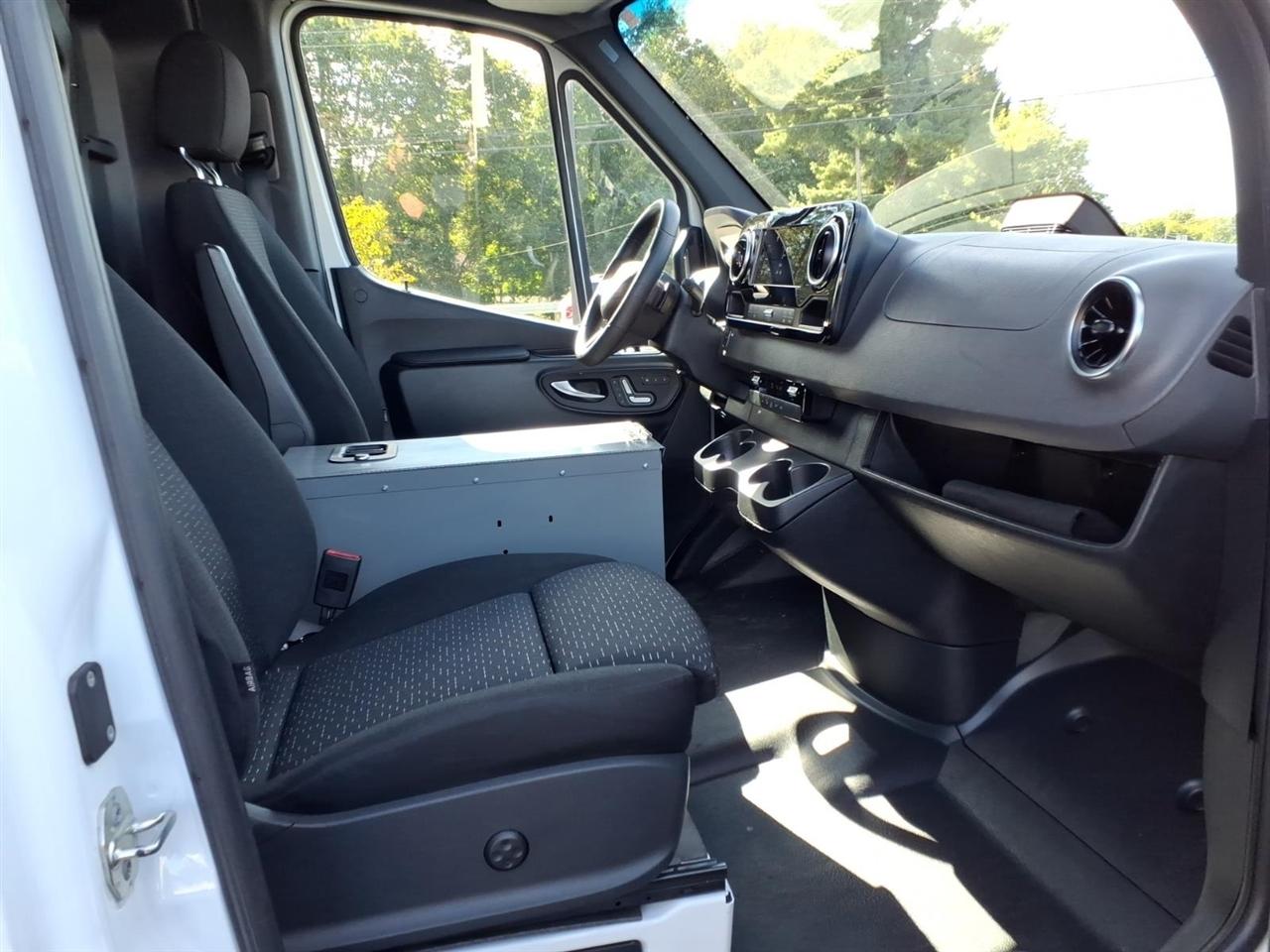 Mercedes-Benz Sprinter Cargo Van 2500 Standard Roof I4 Diesel HO 144" AWD 2025