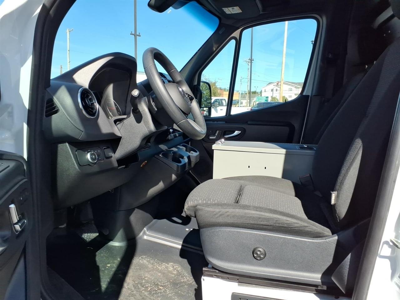 Mercedes-Benz Sprinter Cargo Van 2500 Standard Roof I4 Diesel HO 144" AWD 2025