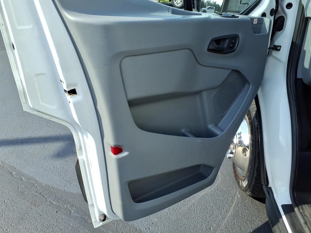 Ford Transit Chassis T-350 DRW 156" WB 9950 GVWR 2019