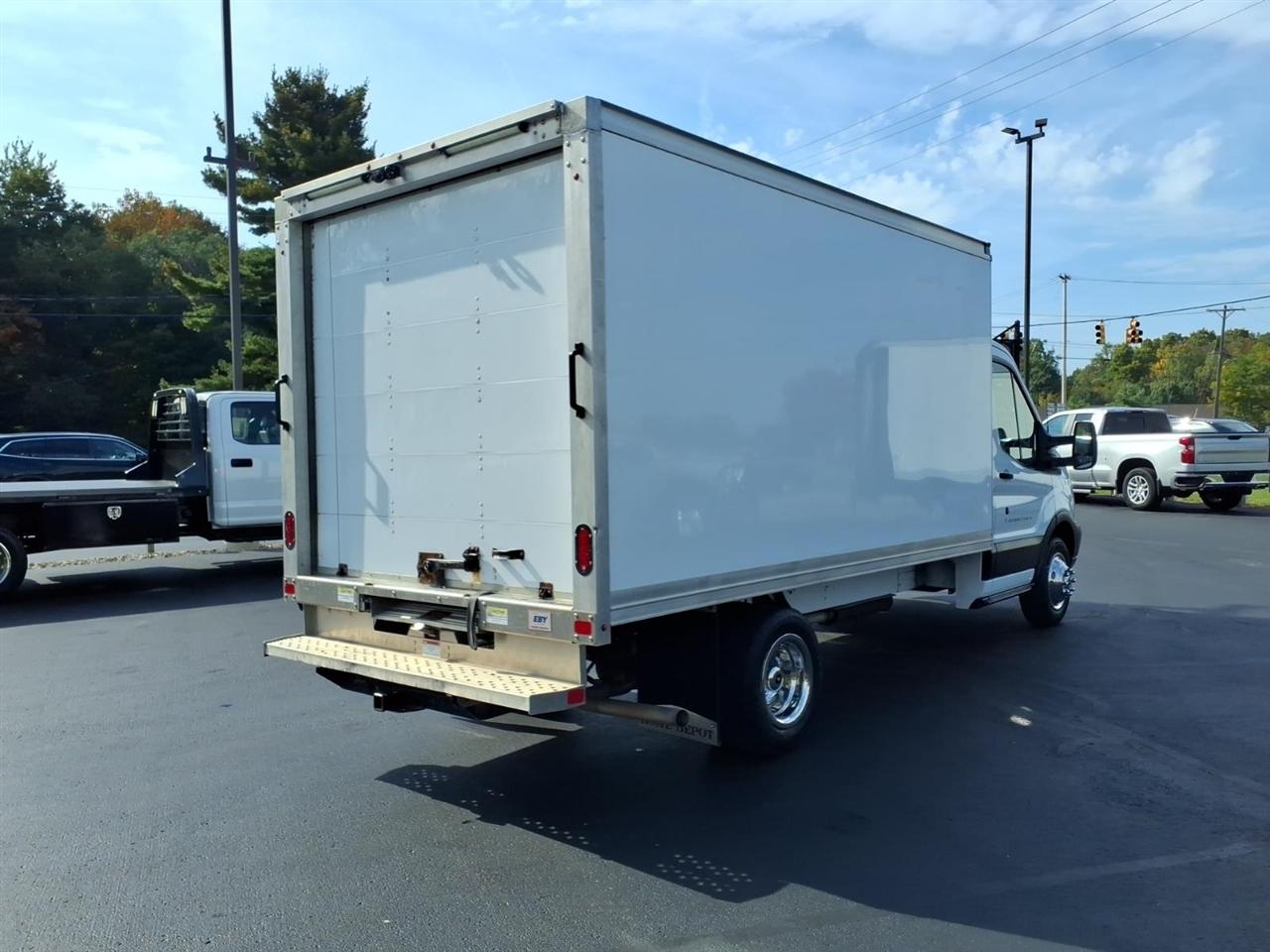 Ford Transit Chassis T-350 DRW 156" WB 9950 GVWR 2019