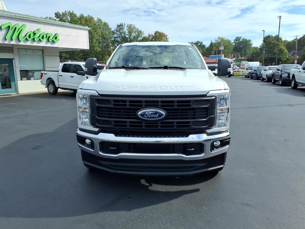Ford Super Duty F-250 SRW XL 4WD SuperCab 8' Box 2023