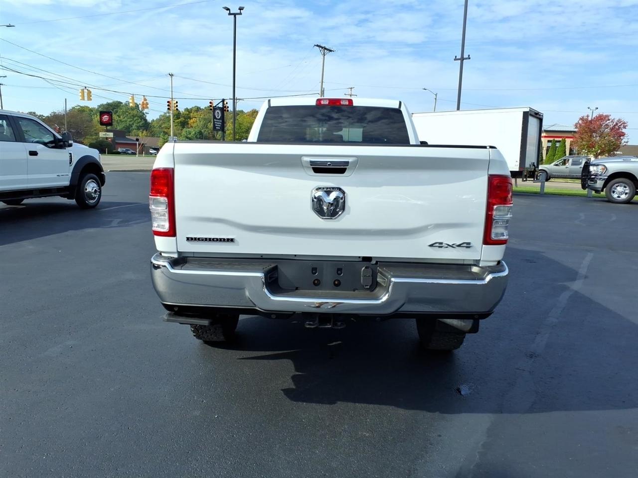 RAM 2500 Big Horn 4x4 Crew Cab 8' Box 2019