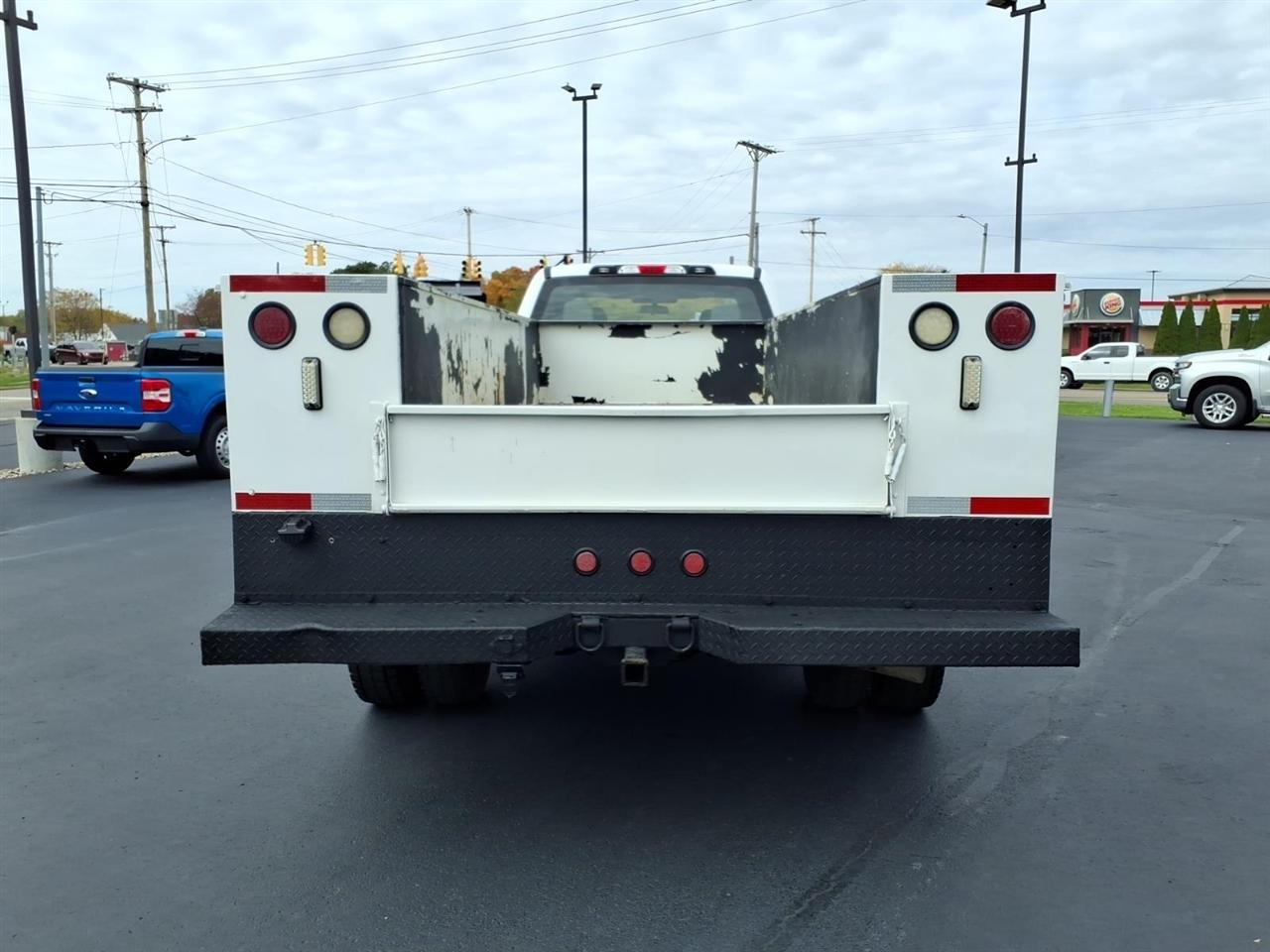 Ford Super Duty F-450 DRW XL 4WD SuperCab 192" WB 84" CA 2018