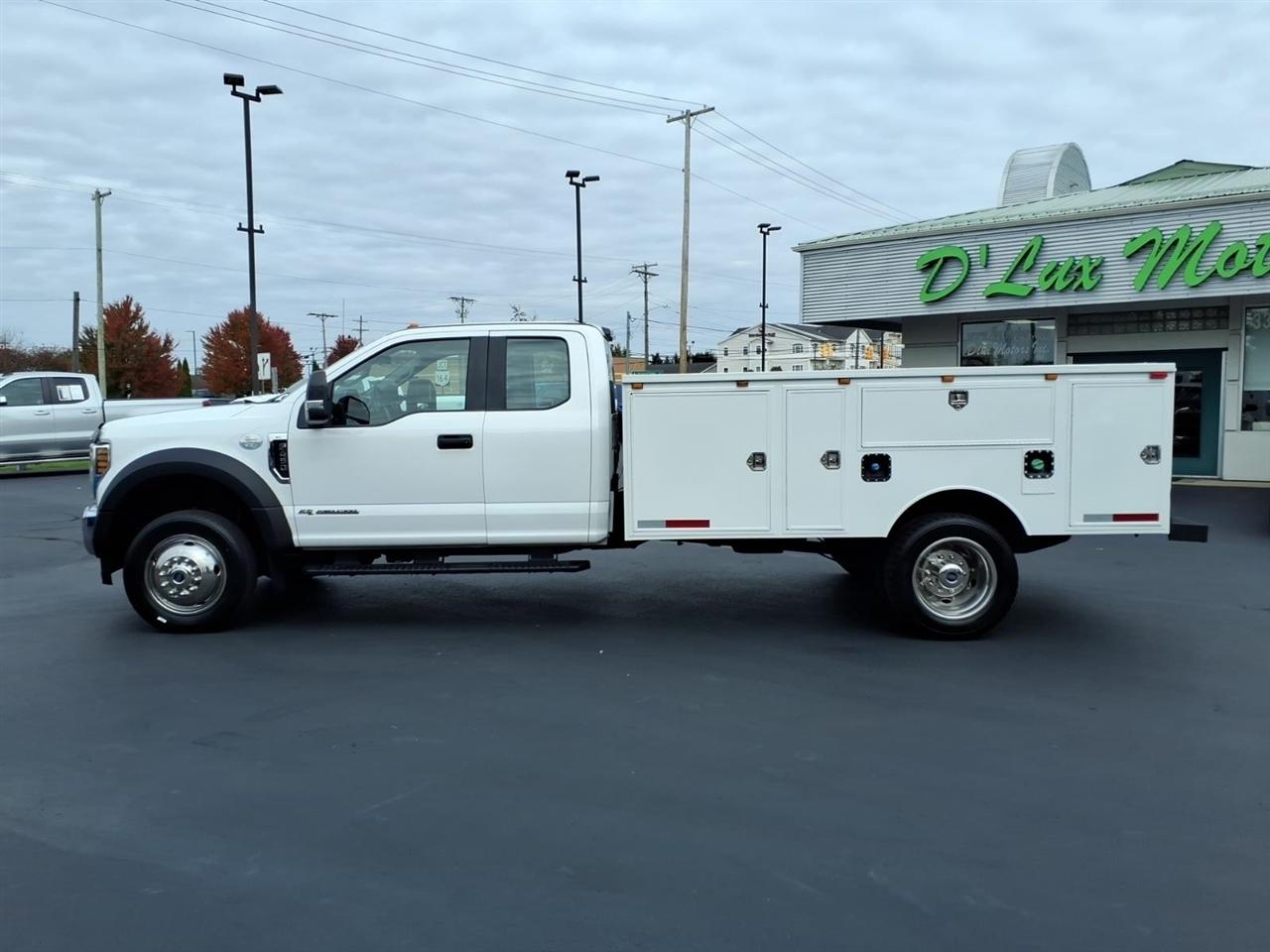 Ford Super Duty F-450 DRW XL 4WD SuperCab 192" WB 84" CA 2018