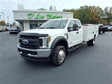 2018 Ford Super Duty F-450 DRW XL 4WD SuperCab 192" WB 84" CA