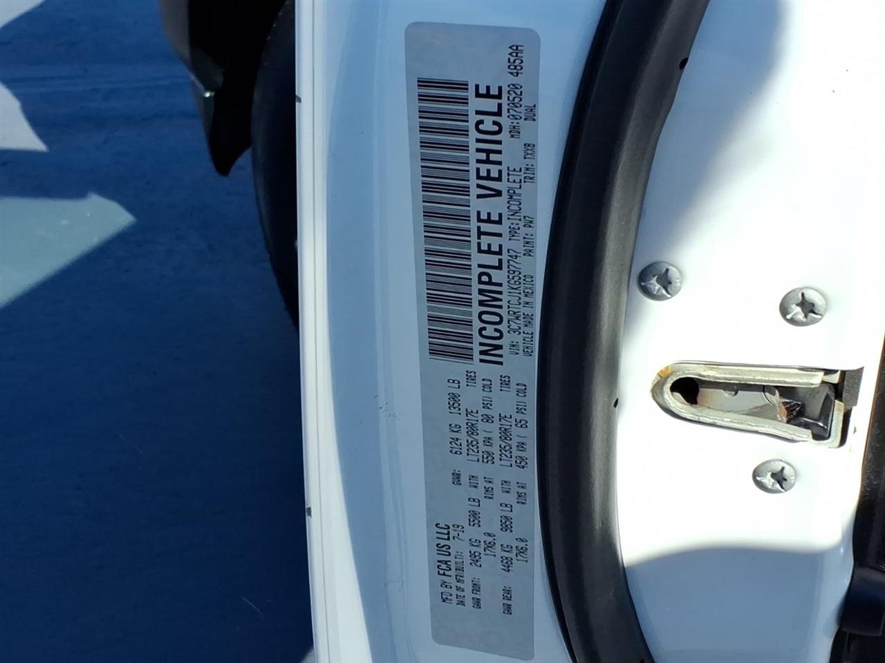 RAM 3500 Tradesman 4WD Crew Cab 60" CA 172.4" WB 2019