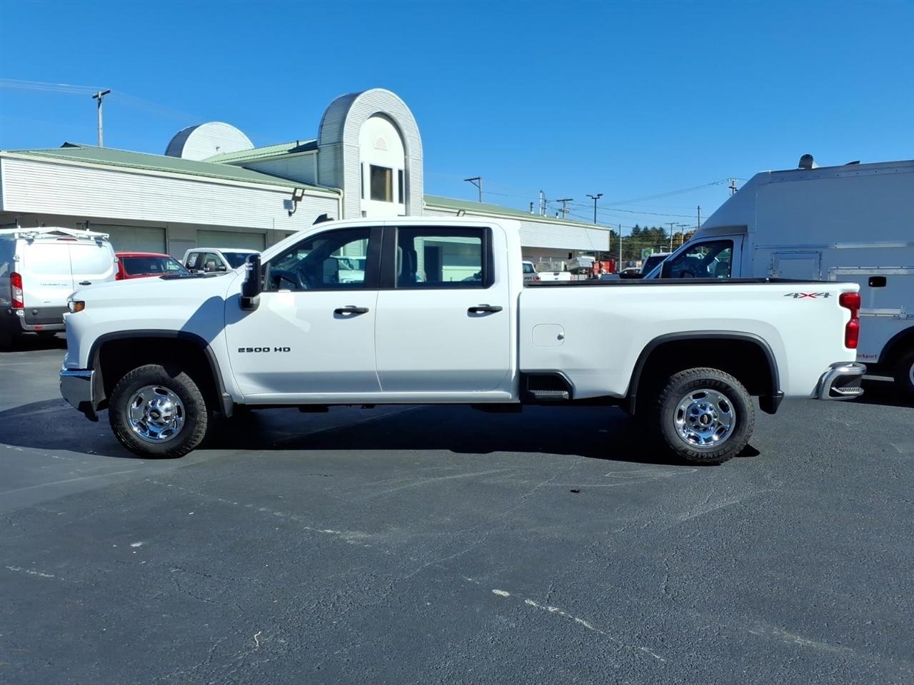 Chevrolet Silverado 2500HD 4WD Crew Cab 172" Work Truck 2024