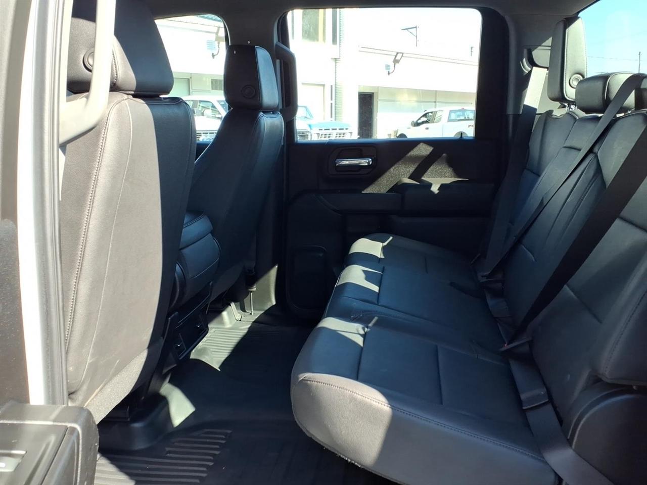 Chevrolet Silverado 2500HD 4WD Crew Cab 172" Work Truck 2024