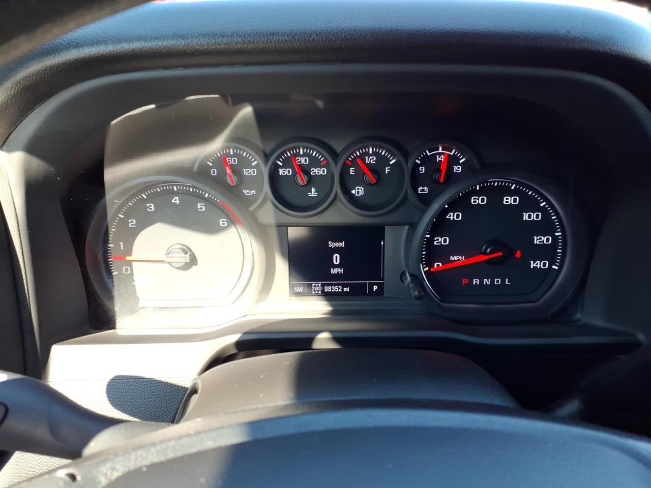 Chevrolet Silverado 2500HD 4WD Crew Cab 172" Work Truck 2024
