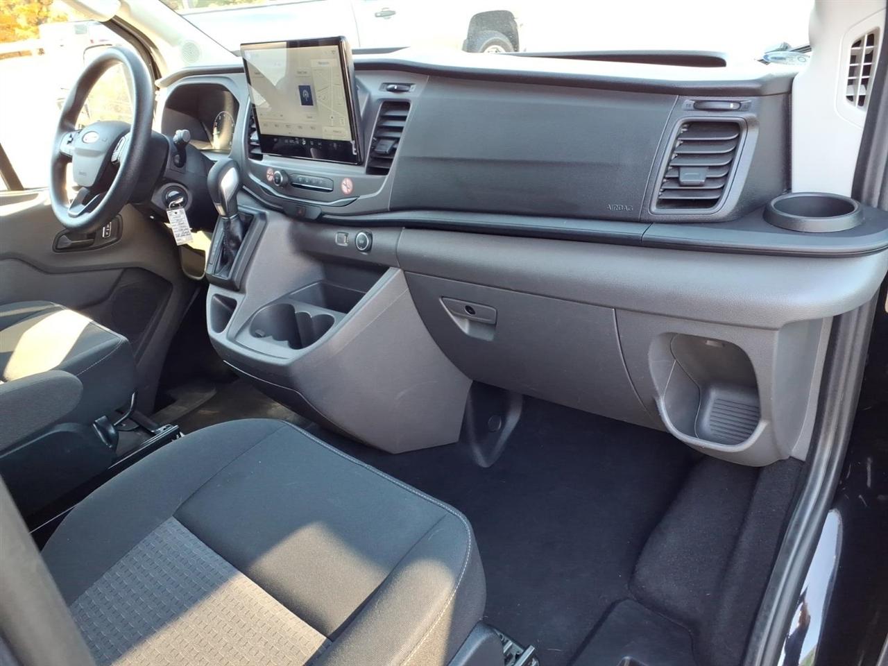 Ford Transit Passenger Wagon T-350 148" Med Roof XLT RWD 2022