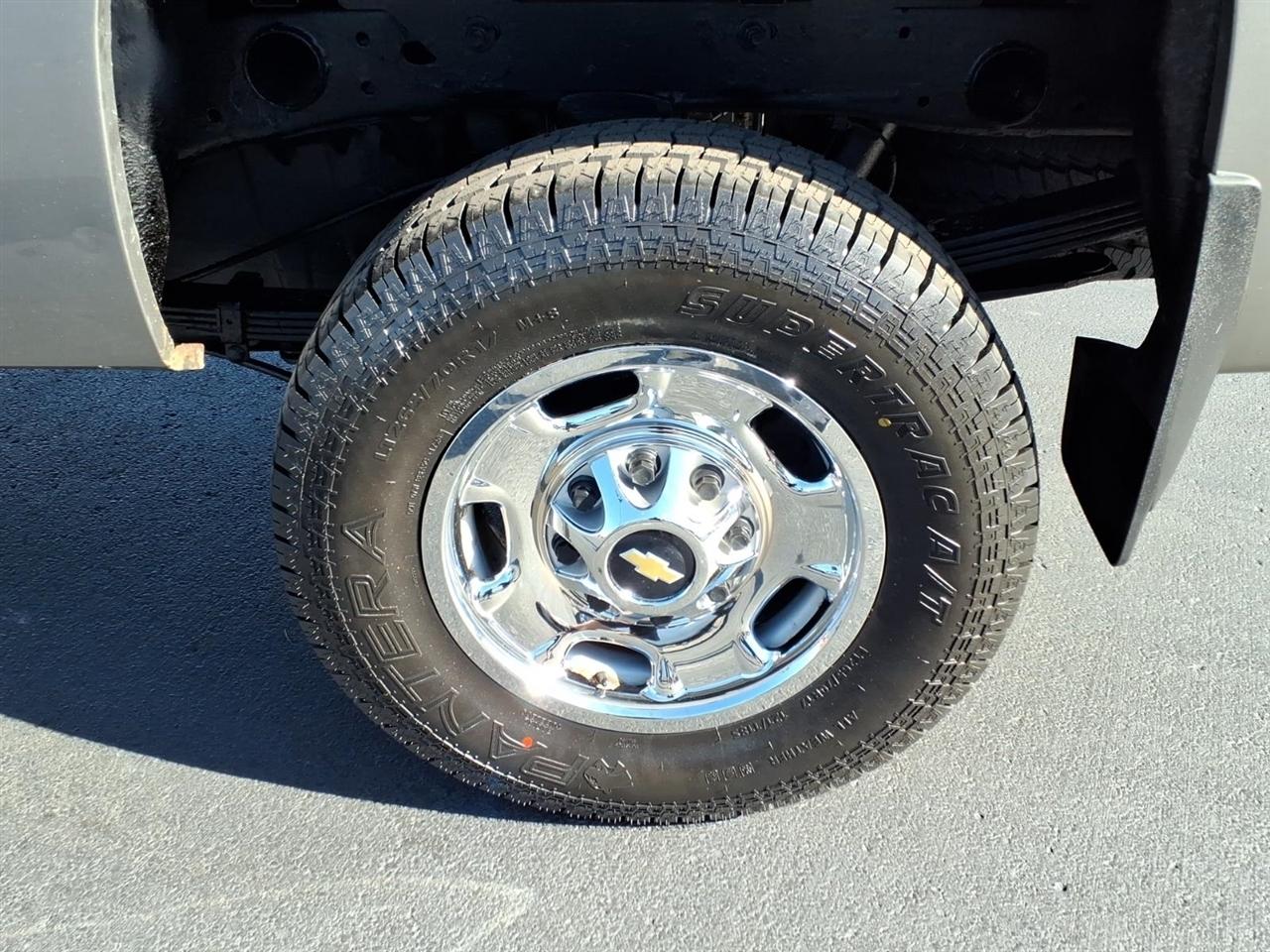Chevrolet Silverado 2500HD 4WD Reg Cab 133.7" Work Truck 2012