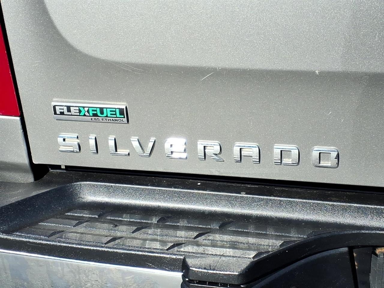 Chevrolet Silverado 2500HD 4WD Reg Cab 133.7" Work Truck 2012