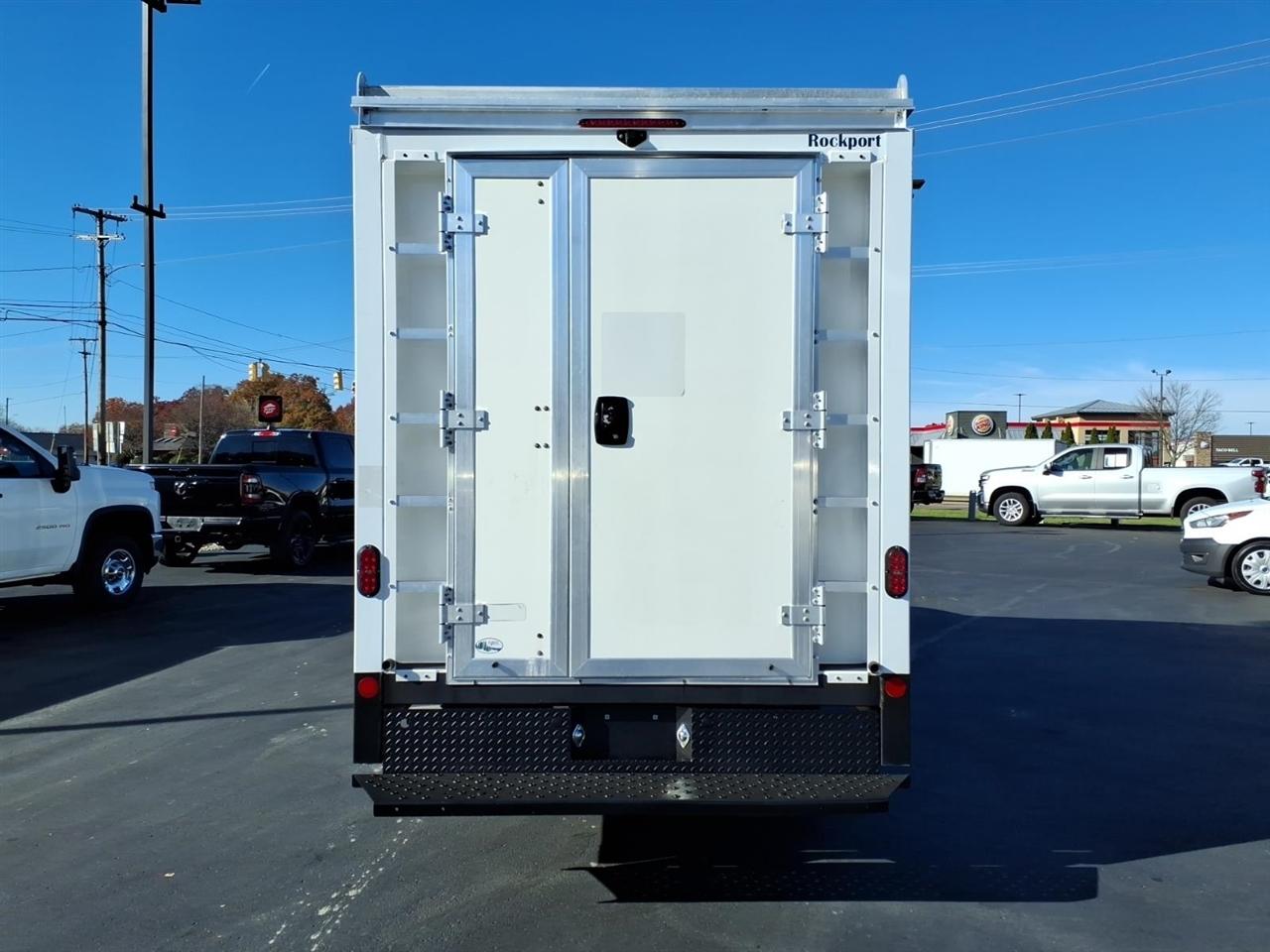 Chevrolet Express Commercial Cutaway 3500 Van 139" 2022