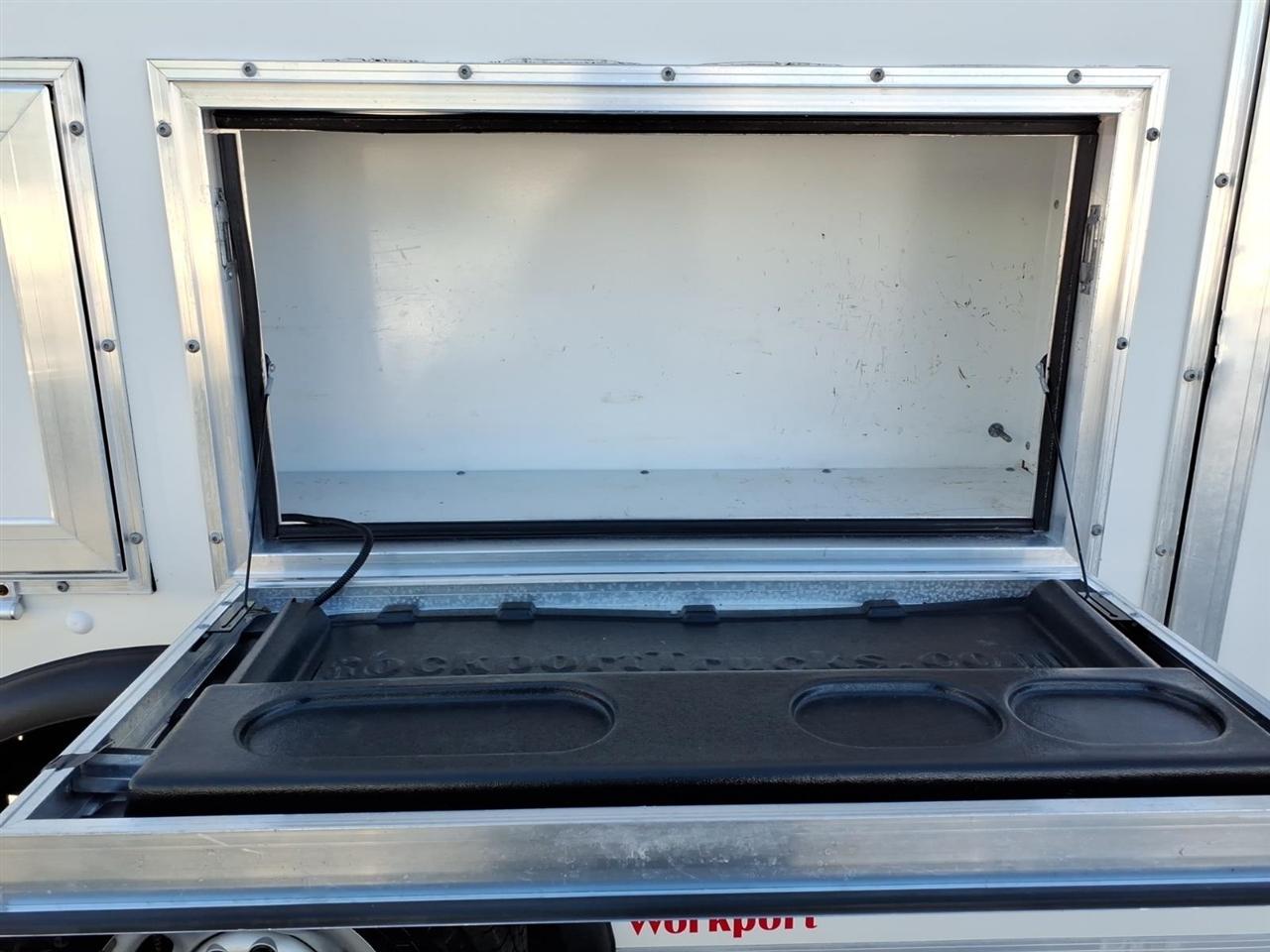 Chevrolet Express Commercial Cutaway 3500 Van 139" 2022