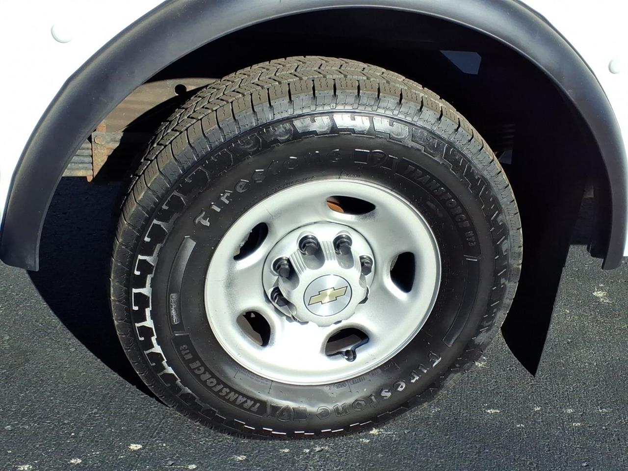 Chevrolet Express Commercial Cutaway 3500 Van 139" 2022