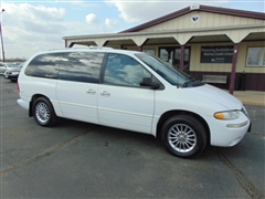 1999 Chrysler Town & Country 
