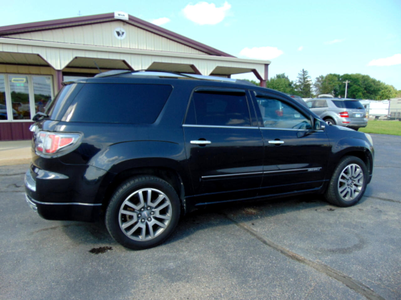 2013 Gmc Acadia Denali photo 2