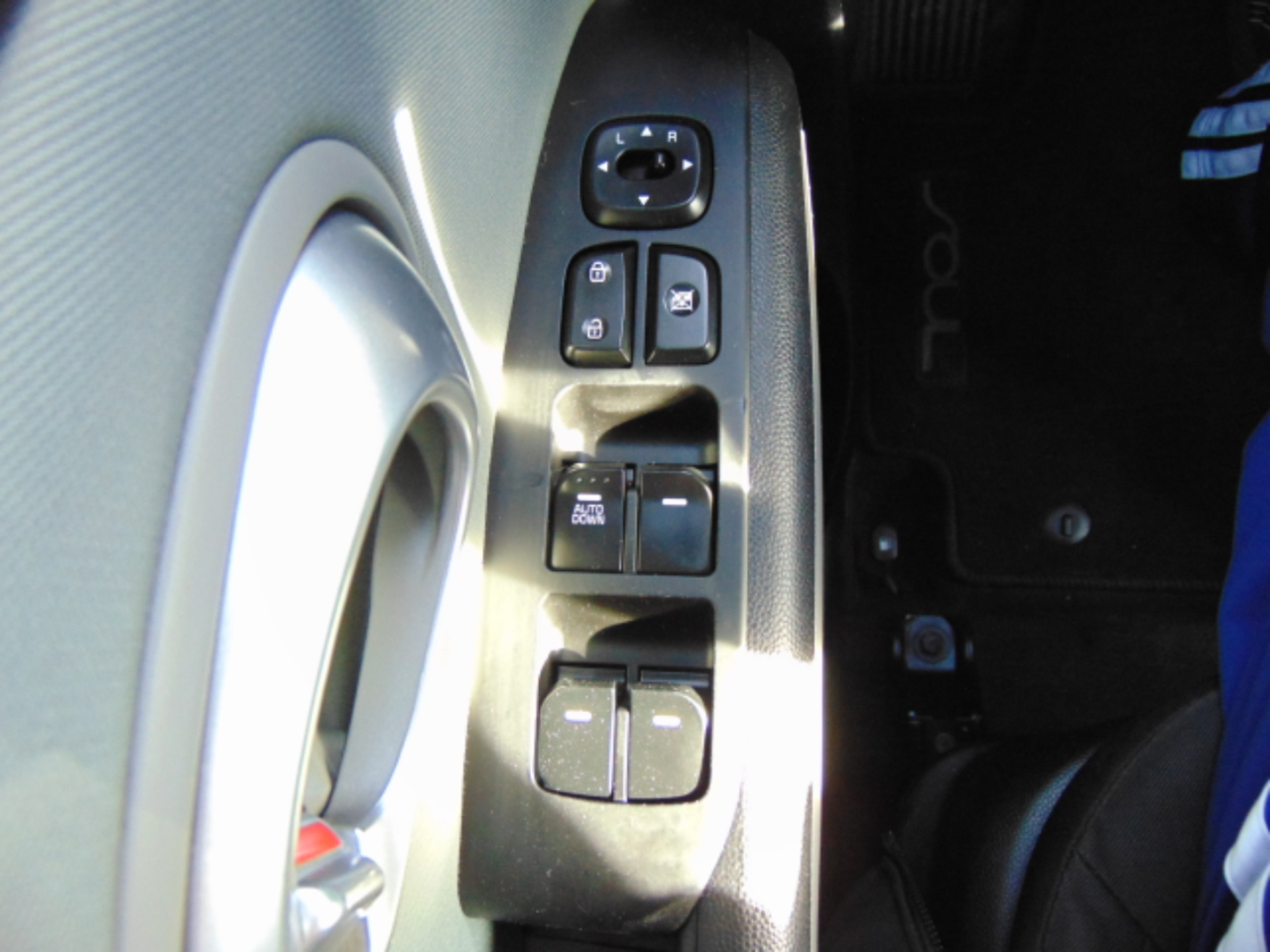 Kia Soul Base 6A 2016