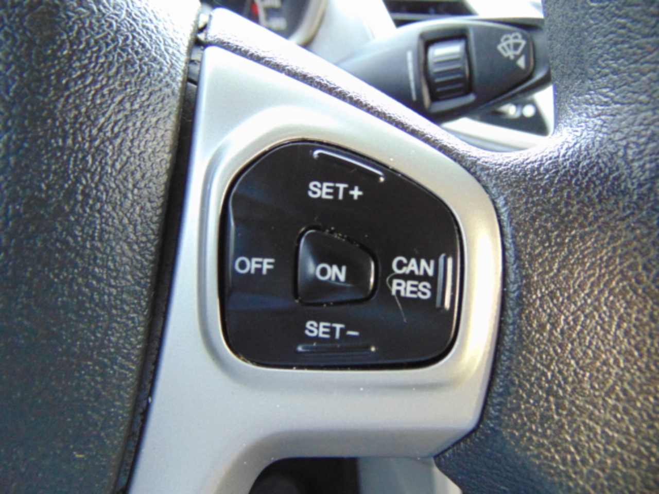 Ford Fiesta SE Hatchback 2012