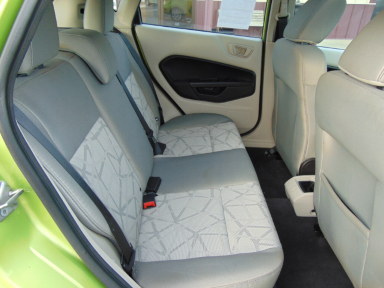 Ford Fiesta SE Hatchback 2012