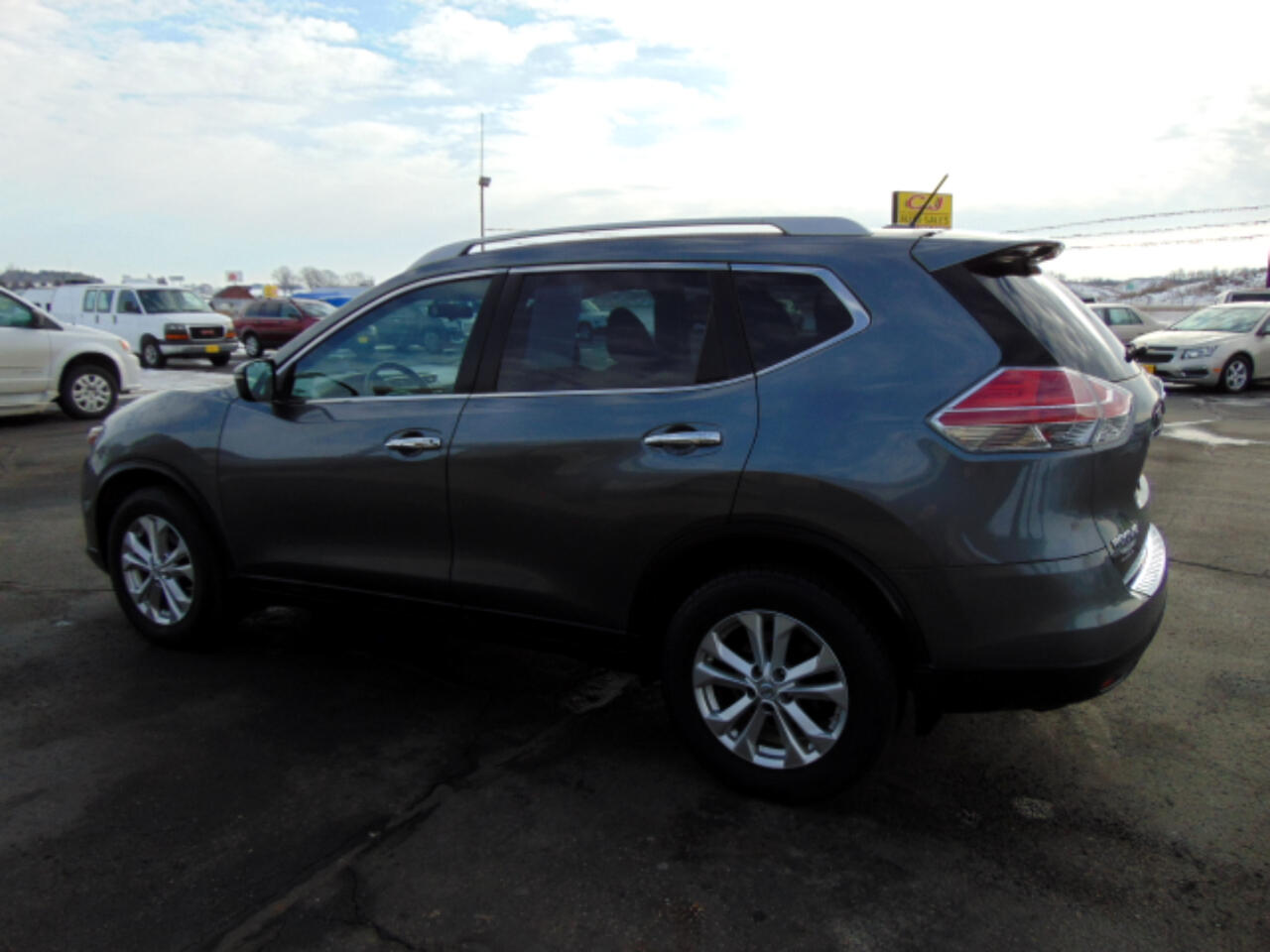 Nissan Rogue SV 2WD 2015