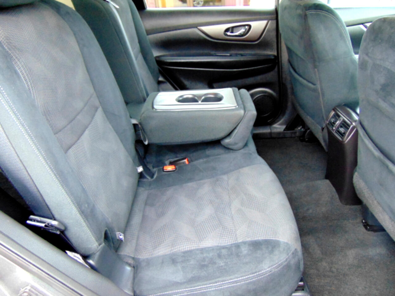 Nissan Rogue SV 2WD 2015