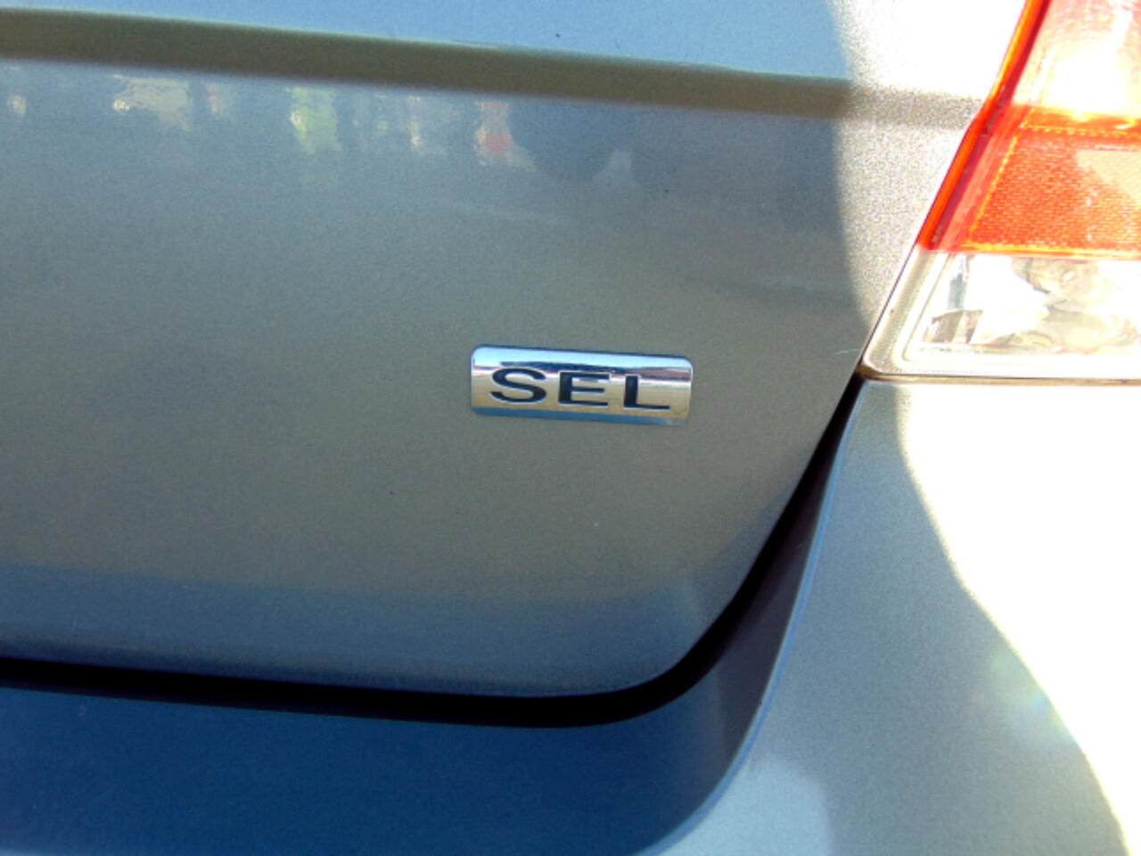 Ford Focus SEL Sedan 2010