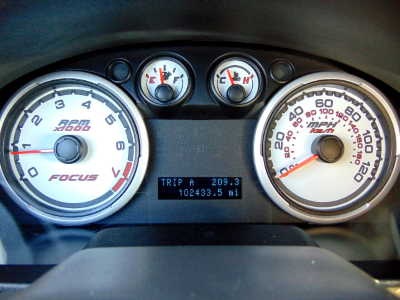 Ford Focus SEL Sedan 2010