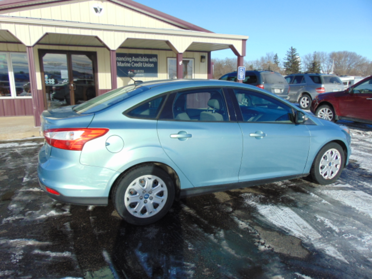 Ford Focus SE Sedan 2012