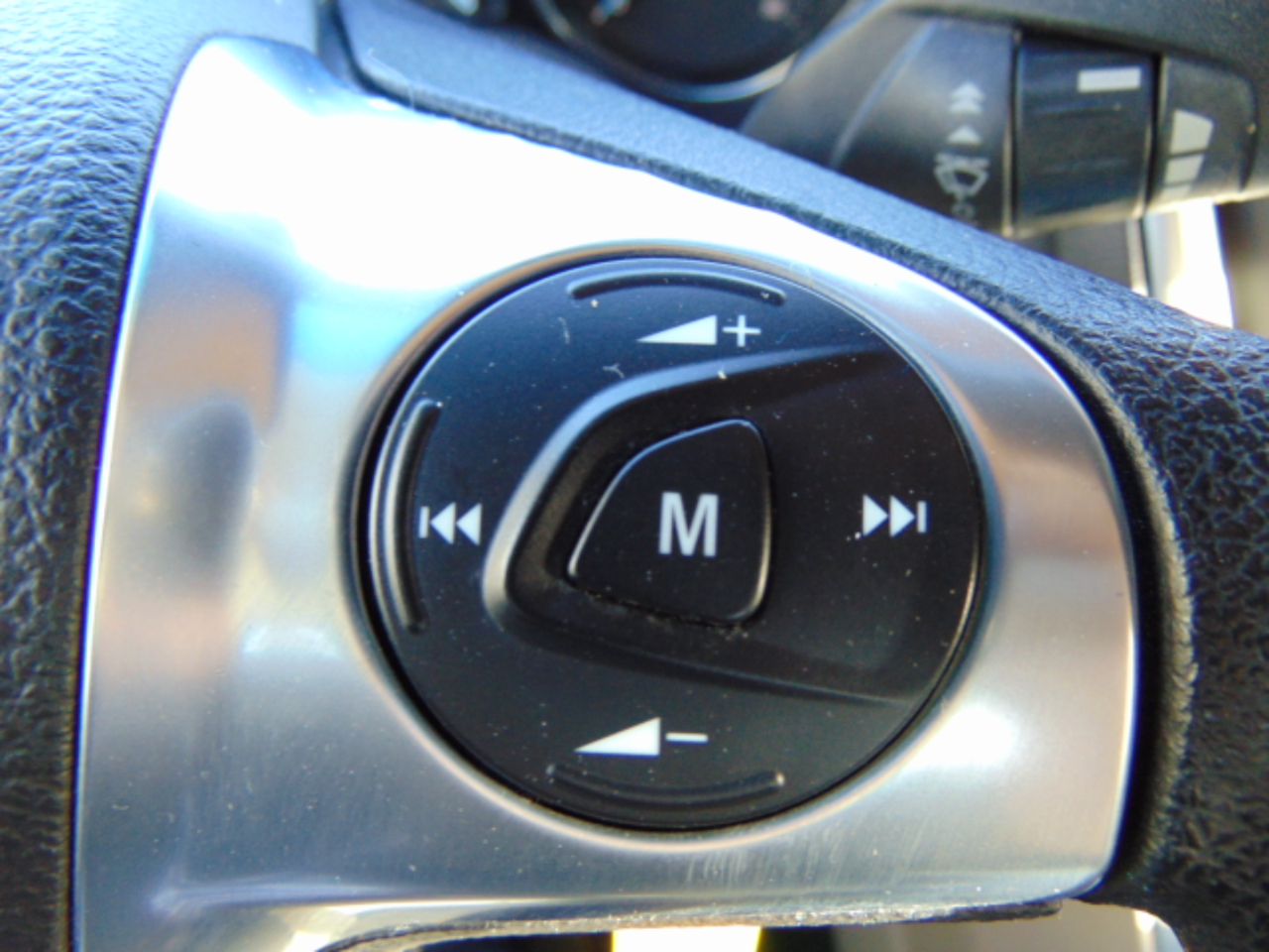 Ford Focus SE Sedan 2012