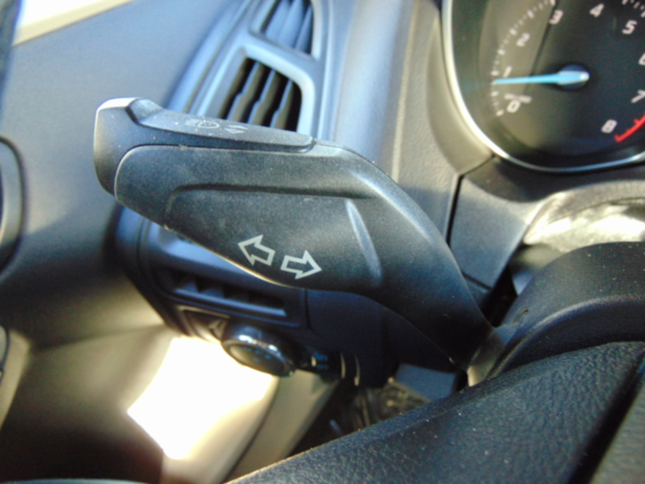 Ford Focus SE Sedan 2012