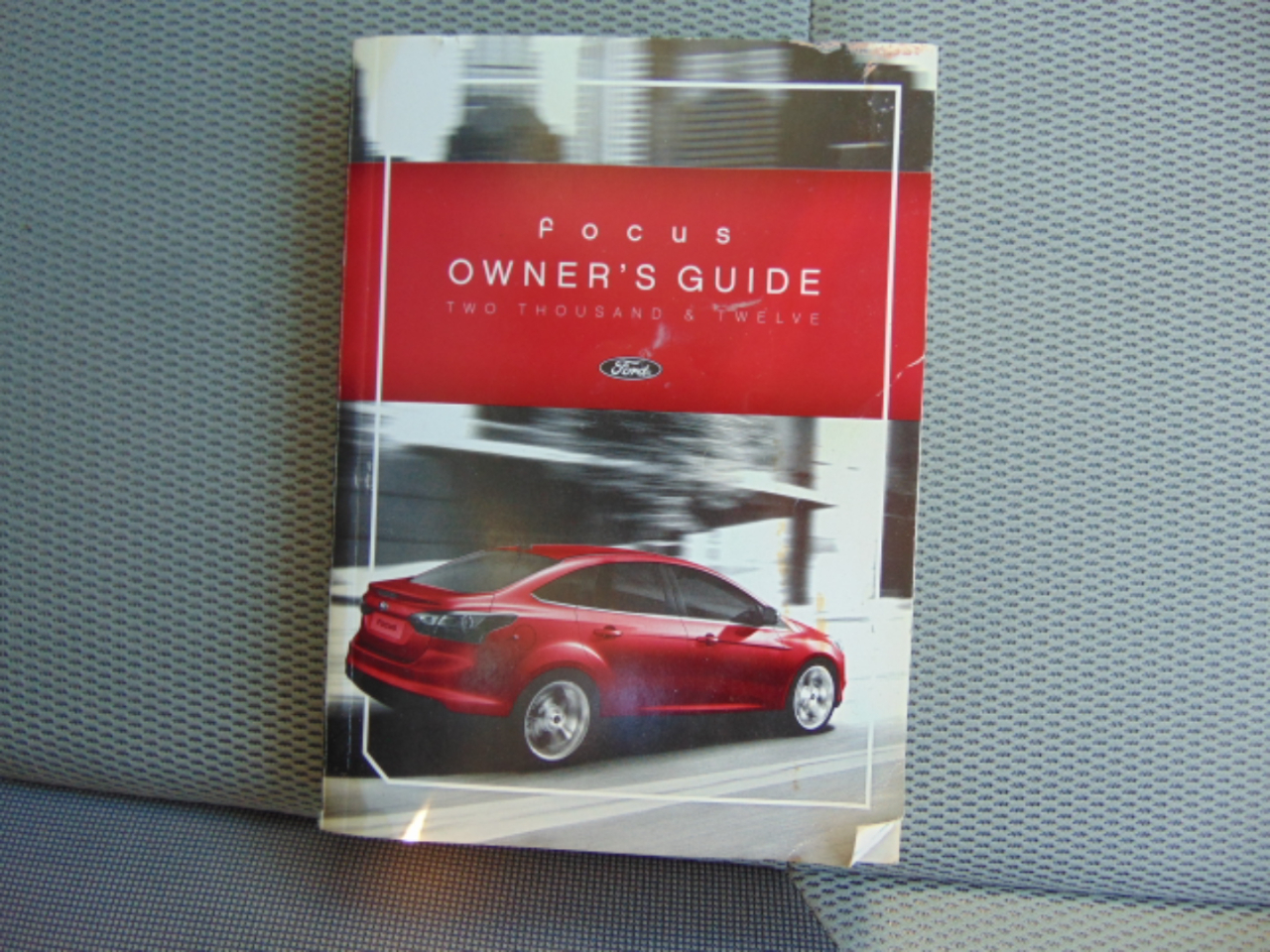 Ford Focus SE Sedan 2012